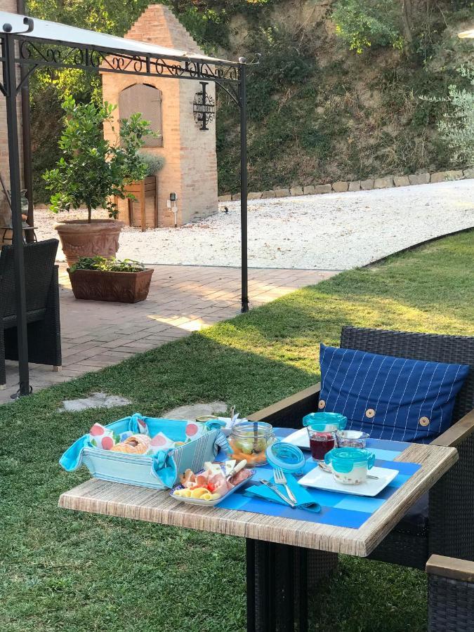 Santa Maria Nuova  Il Posto Perfetto Bed & Breakfast エクステリア 写真